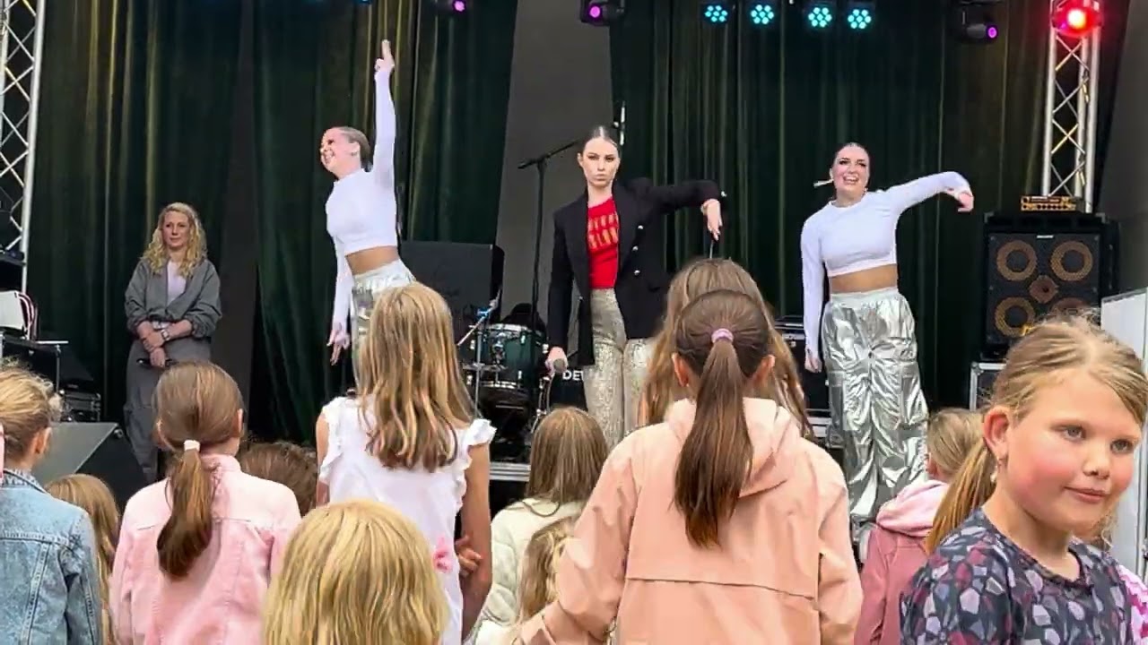 ALLTOGETHER FESTIVAL BAAR