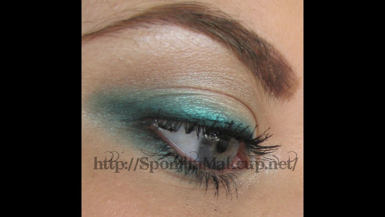 Maquillaje verde pastel. Tendencia primavera 2012