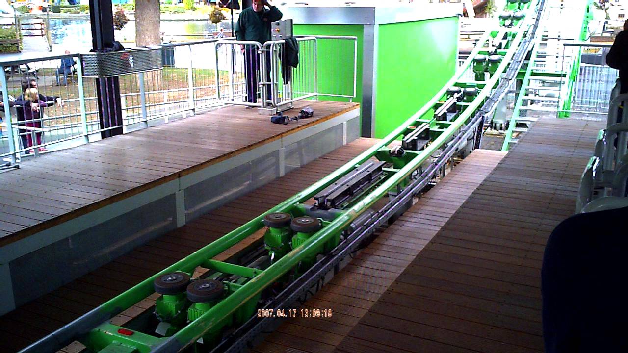 Drayton Manor Park I Vekoma mini boomerang I Ben 10 Ultimate Mission POV (HD)