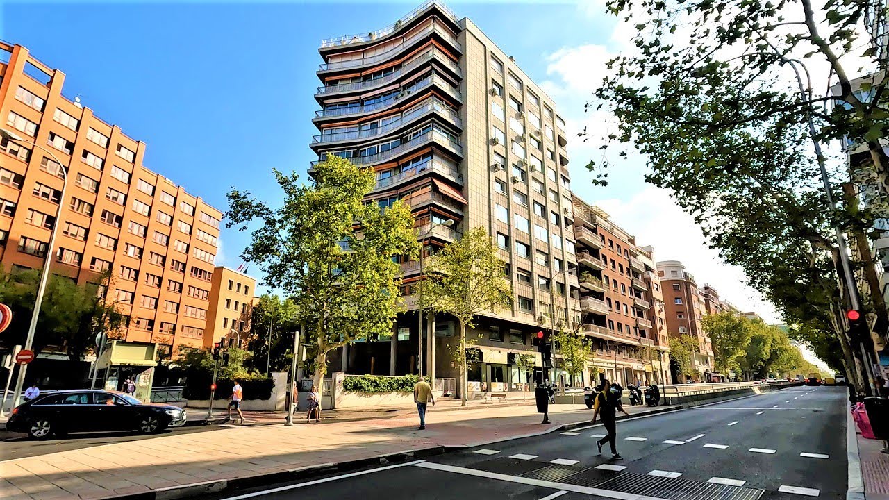 Madrid [4K] PASEO por CALLE de JOSÉ ABASCAL y CALLE de CEA BERMÚDEZ - DISTRITO CHAMBERÍ
