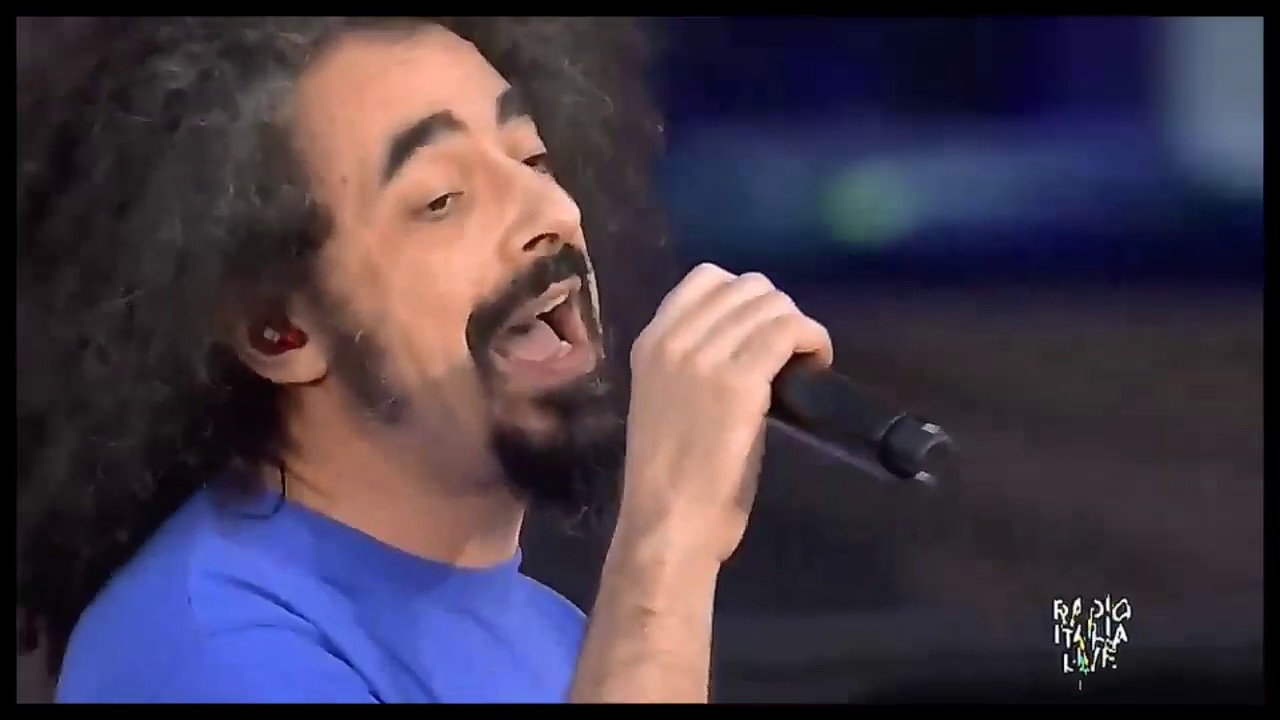 CAPAREZZA - RADIO ITALIA LIVE Completo