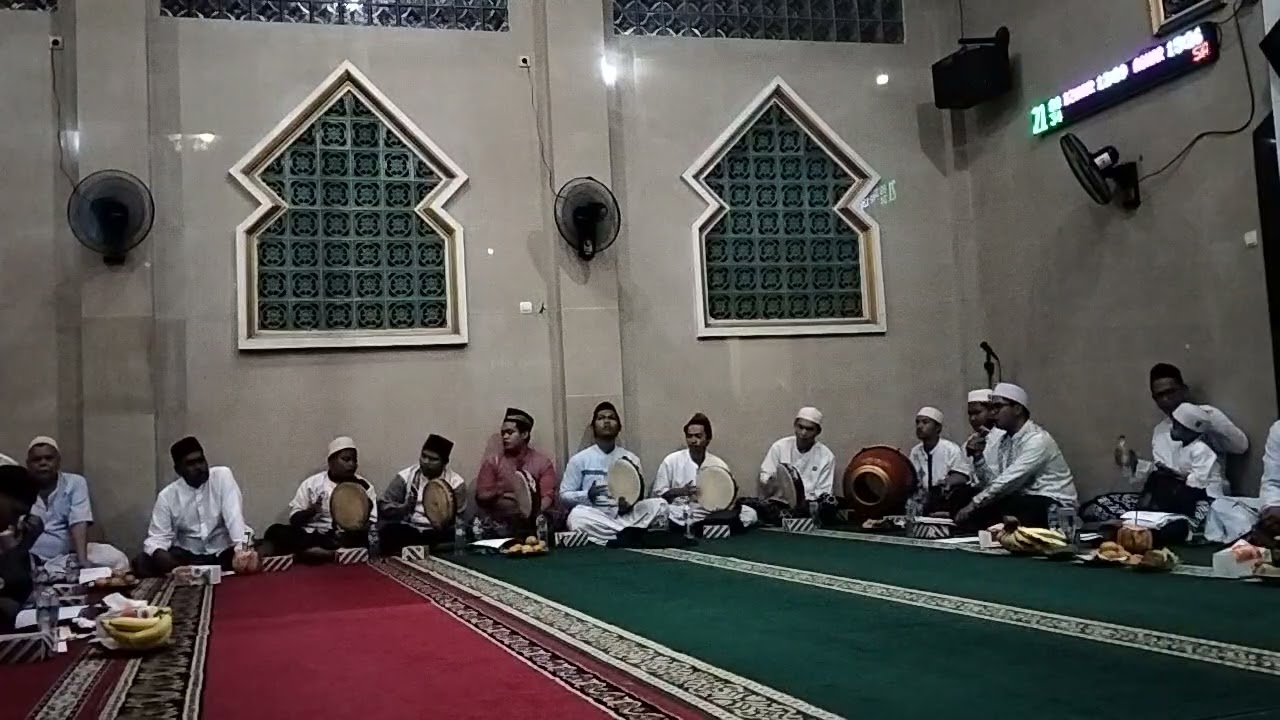 Peringatan Isra mi'raj (Hadroh Raudatul Jannah)