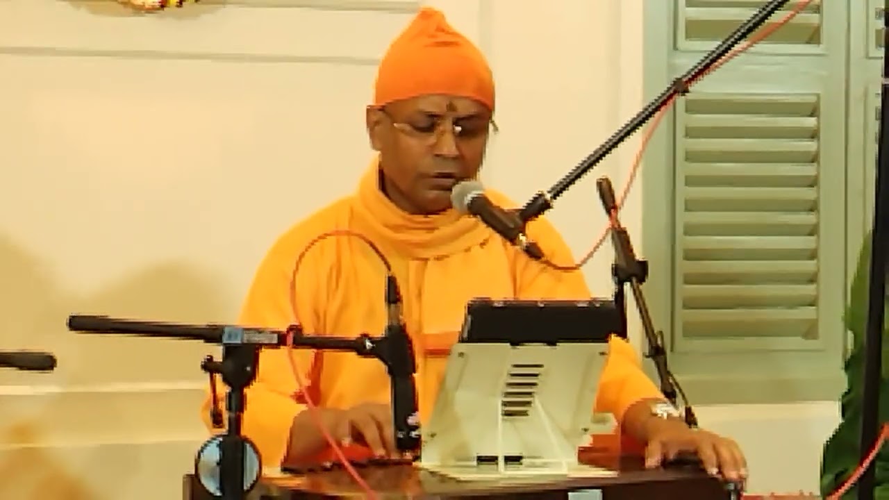 সারদামণি জননী গো ll শিল্পী: স্বামী শিবাধীশানন্দ মহারাজ 