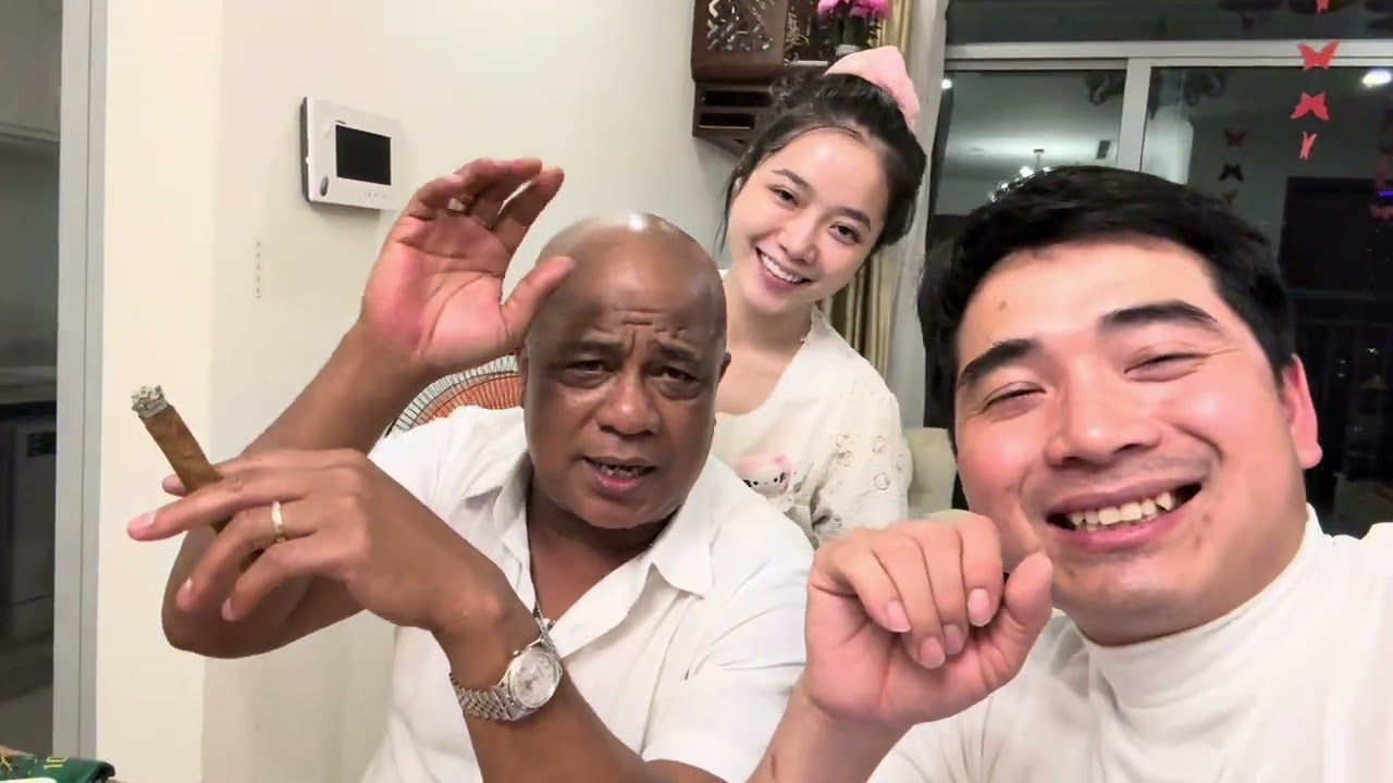 Ran Ry cùng A Páo cùng anh em nghệ sỹ