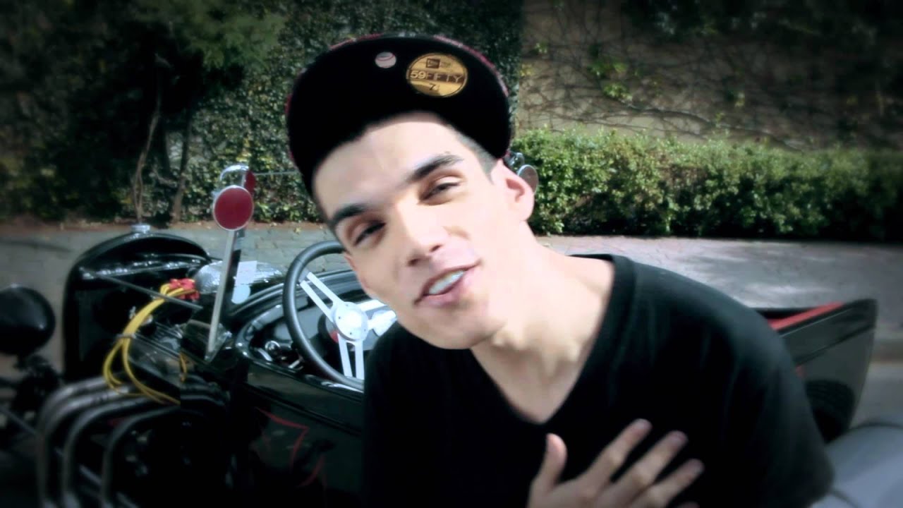 Pollo - Trama part. Fernanda Chagas 