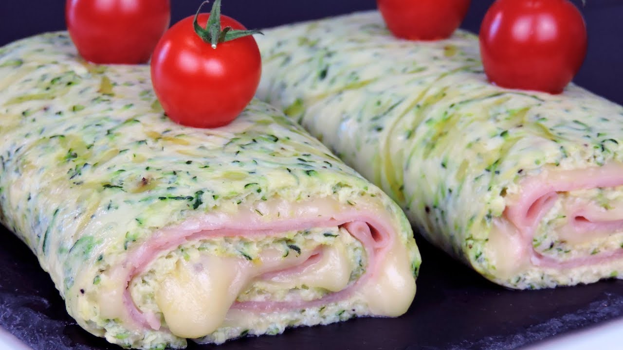 Rollo de calabacín relleno de jamón y queso