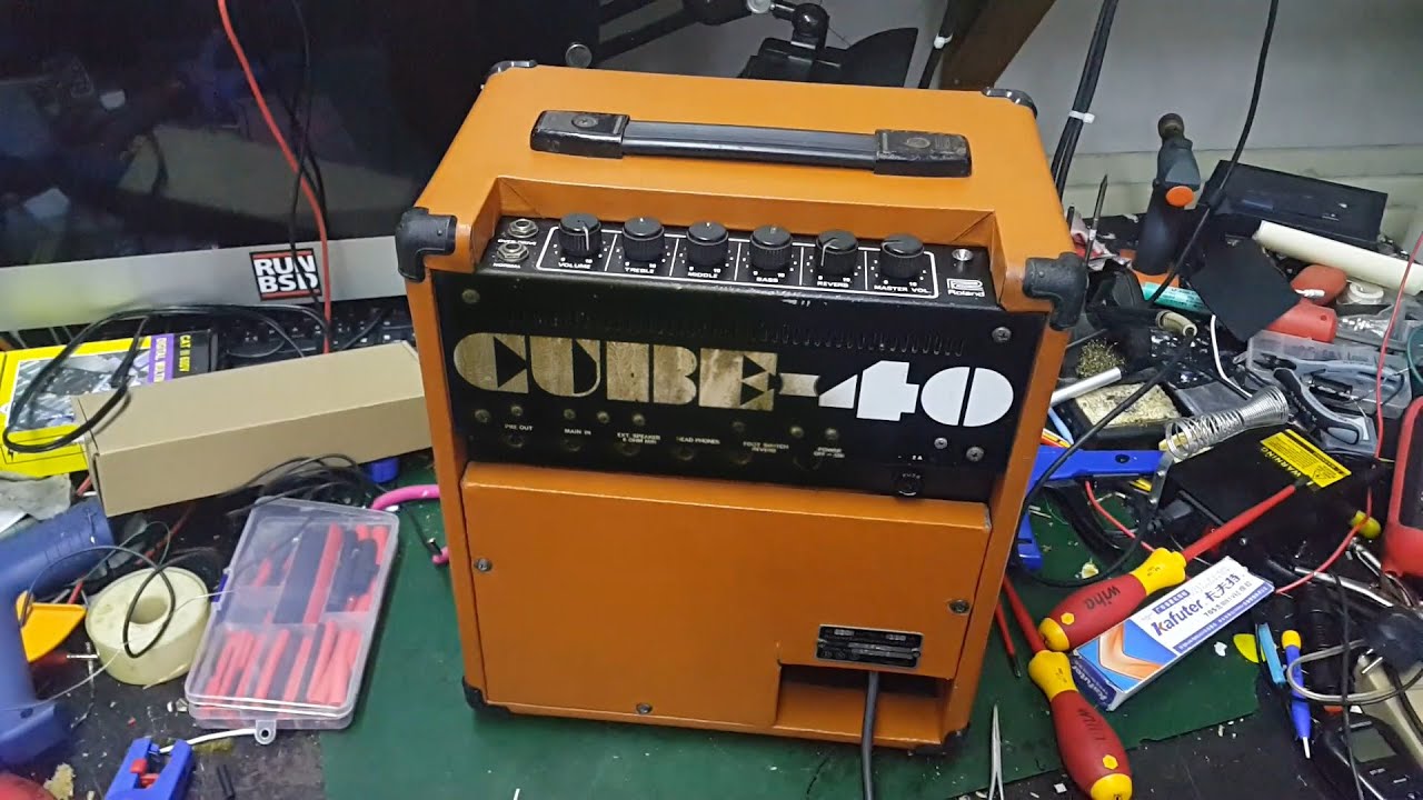 Washing a trash picked guitar amp (Roland Cube 40)