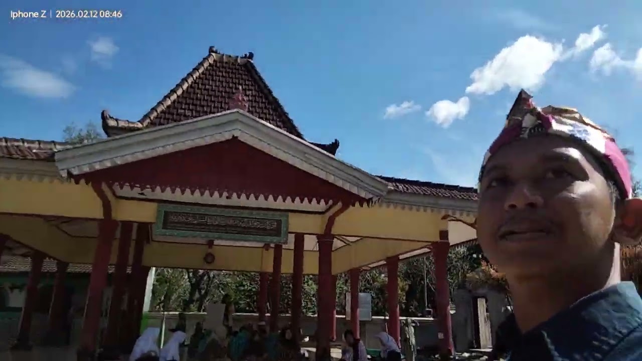 Memasuki Makam Bathara Katong Setono Jenangan Ponorogo 