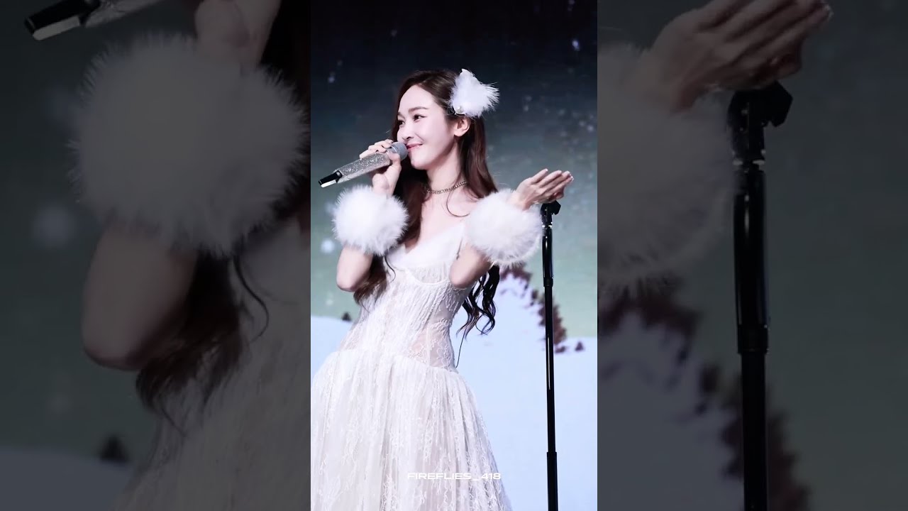 Jessica Jung - Golden Sky Live at “A Christmas Star2Star Special” in Hong Kong 2025