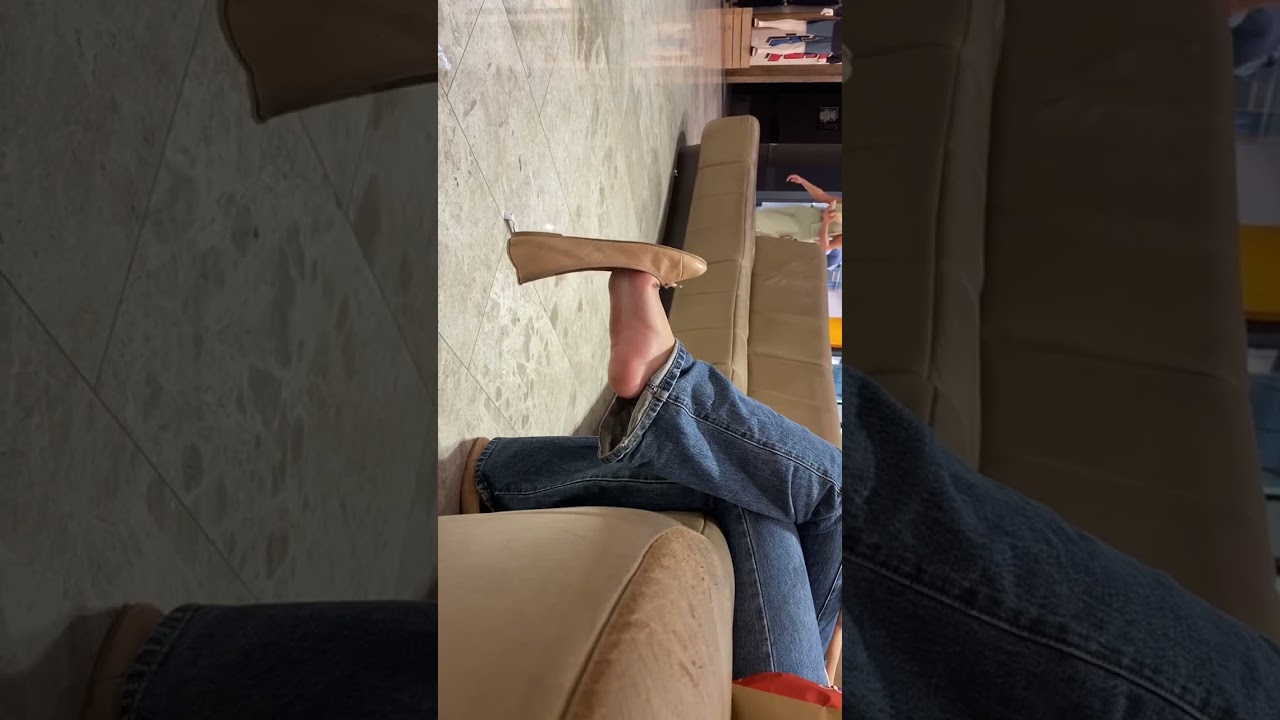 $15 usd for full vid candid Asian teen dangling flats (full 20 minute video for sale)