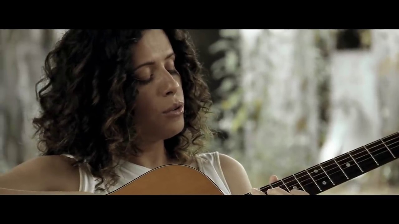 Nuria Mallena - Quando Assim (clipe oficial)