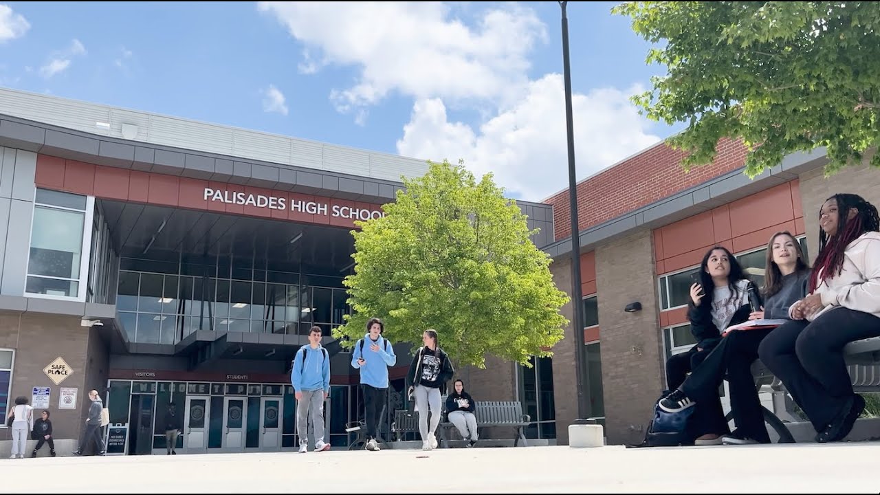 Palisades HS Inaugural Graduating Class