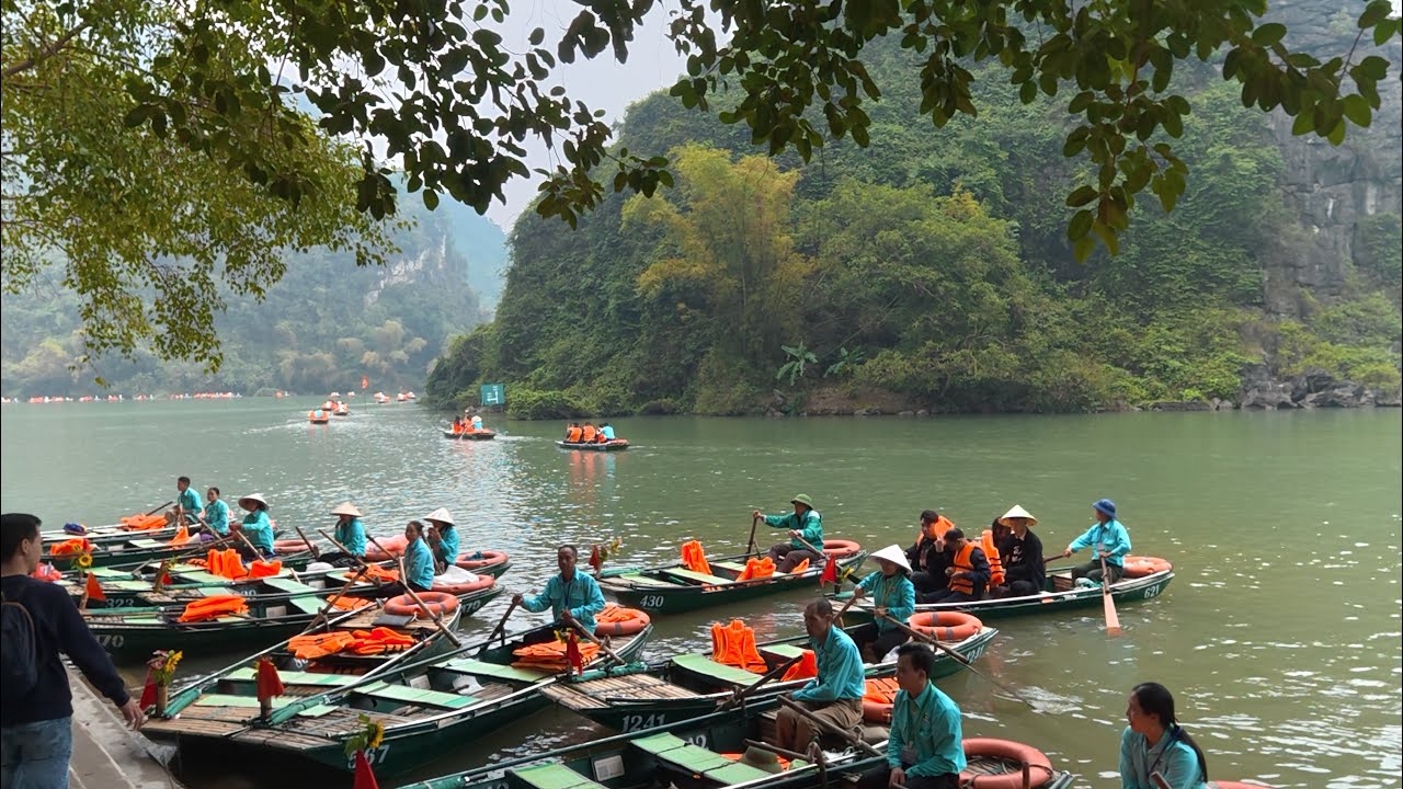 QUẦN THỂ DU LỊCH TRÀNG AN NINH BÌNH 2026 .