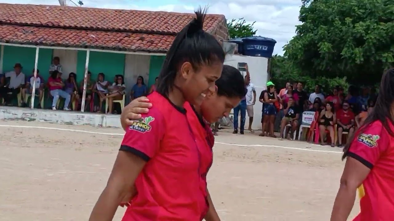 decisão nos penaltys da final da copa feminino. vitória campeão