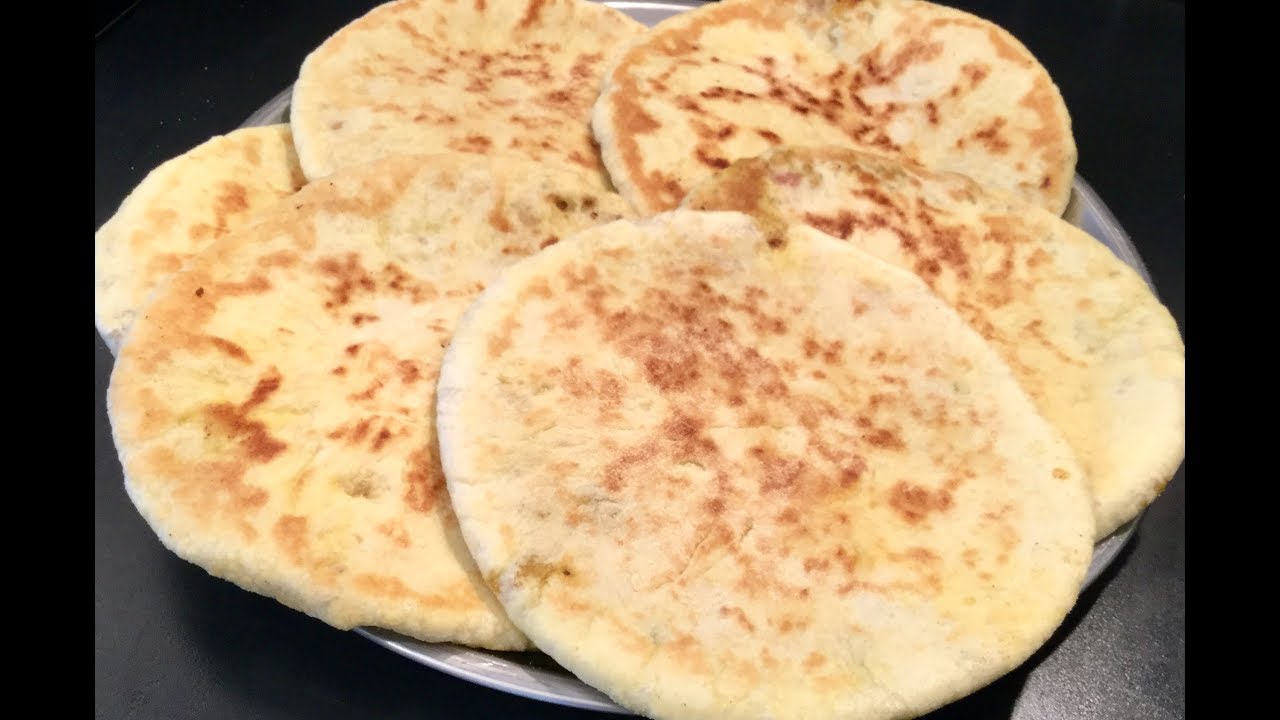Les pains farcis à la viande hachée et aux poivrons