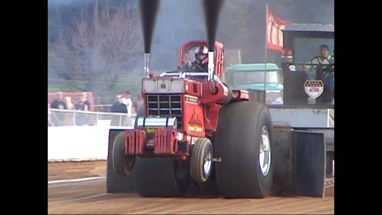 2004 Grand National Super Stock Diesel at The Buck