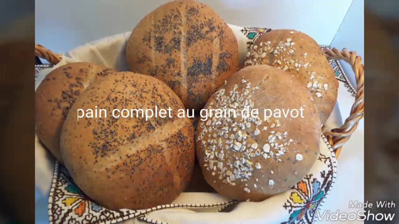 Paine complet au grain de pavotخبز الضيافة  بالدقيق الكامل والبافوا