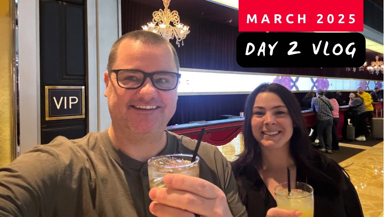 Las Vegas Vlog March Day 2 | Cosmo | Caramella | Eataly