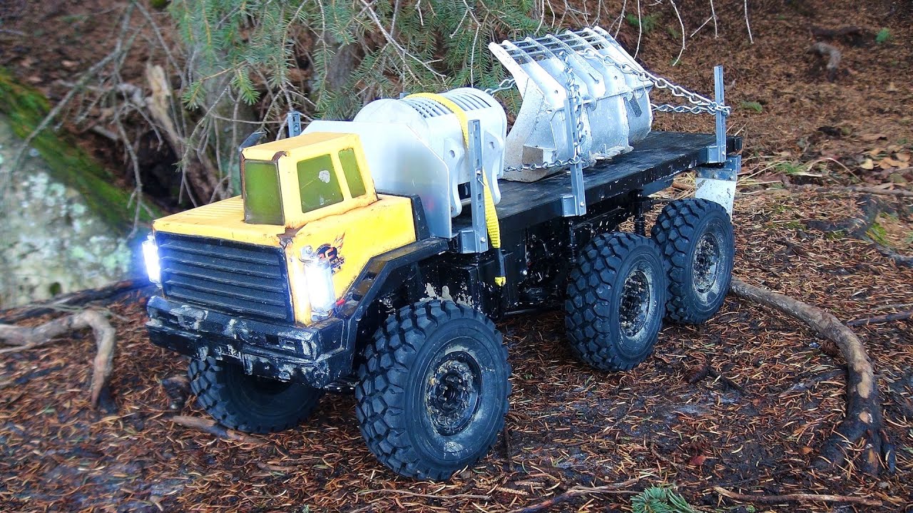 RC ADVENTURES - 6x6 Heavy Hauler in the Backwoods - Radio Controlled Truck Driving