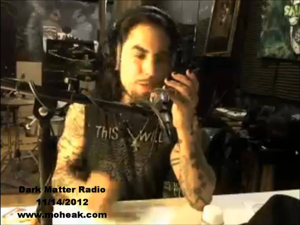 Dark Matter with Dave Navarro - Carmen Electra phone call