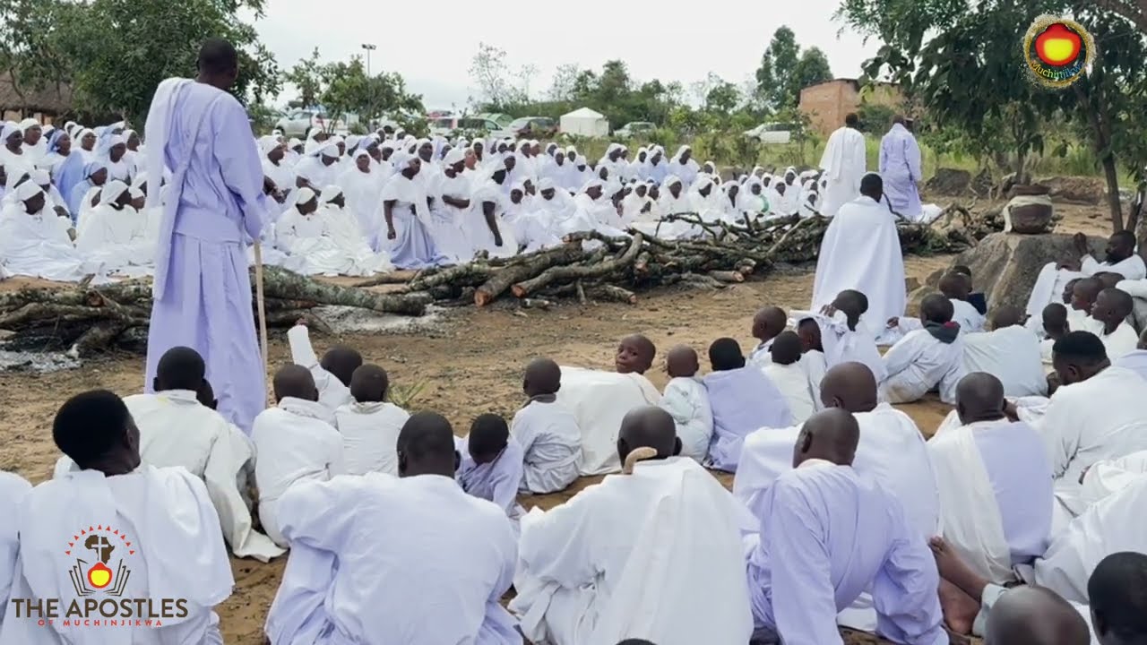Johane Masowe Muchinjikwa-Giracia Inoyera yera
