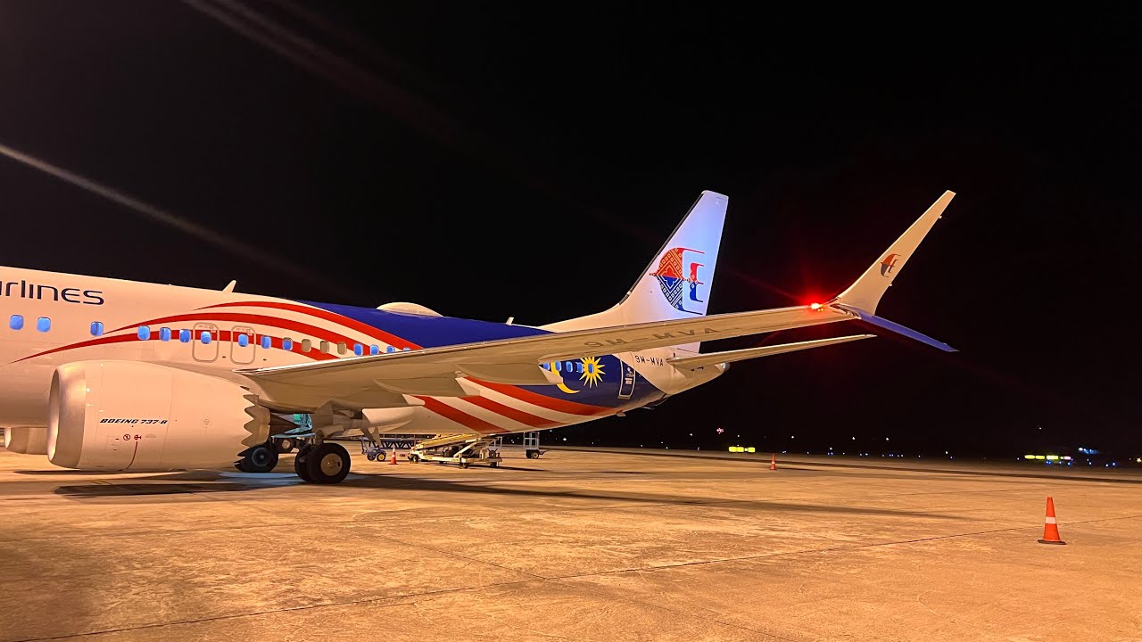Malaysia Airlines Boeing 737 MAX 8 | Miri  - Kuala Lumpur | EN/BM
