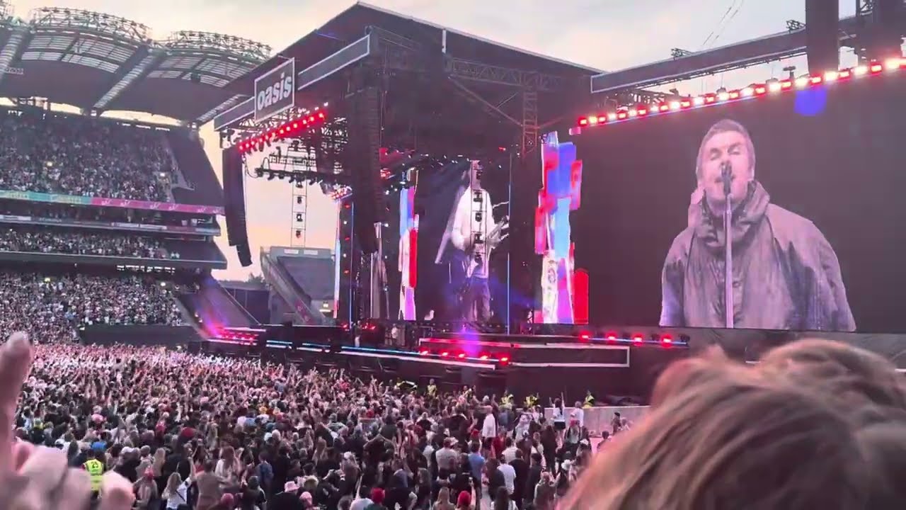 Oasis - Cigarettes & Alcohol - 17/08/2025 - Dublin, Ireland 