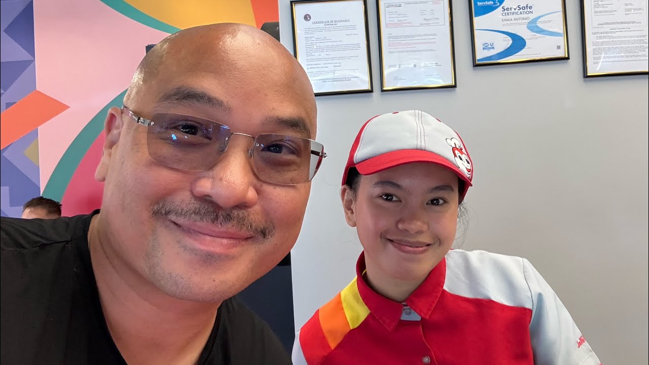 Jollibee Grand Opening in Alameda California. Mukbang for first time trying Jollibee