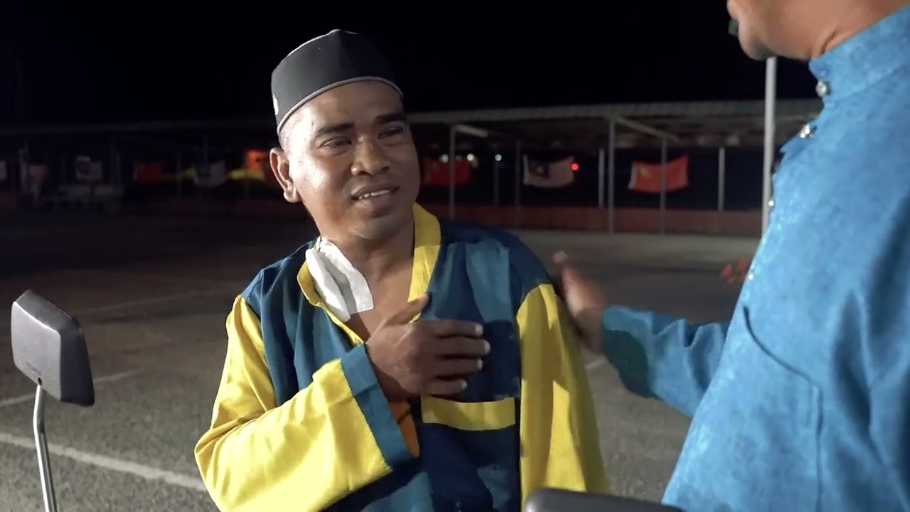 TELEFILEM BAJU CARIK ARAHAN TUAN FARID (EPISOD 2)