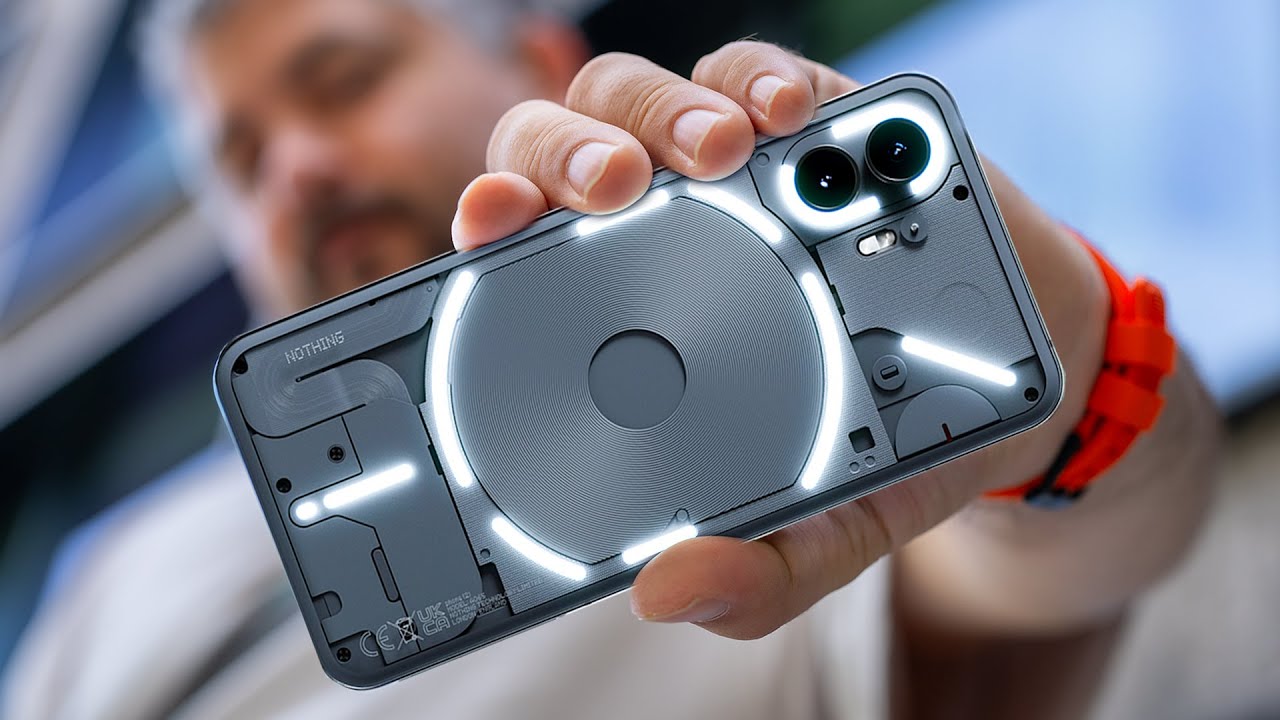 Nothing Phone (2) Recenze: Budete jej buď milovat nebo nenávidět!