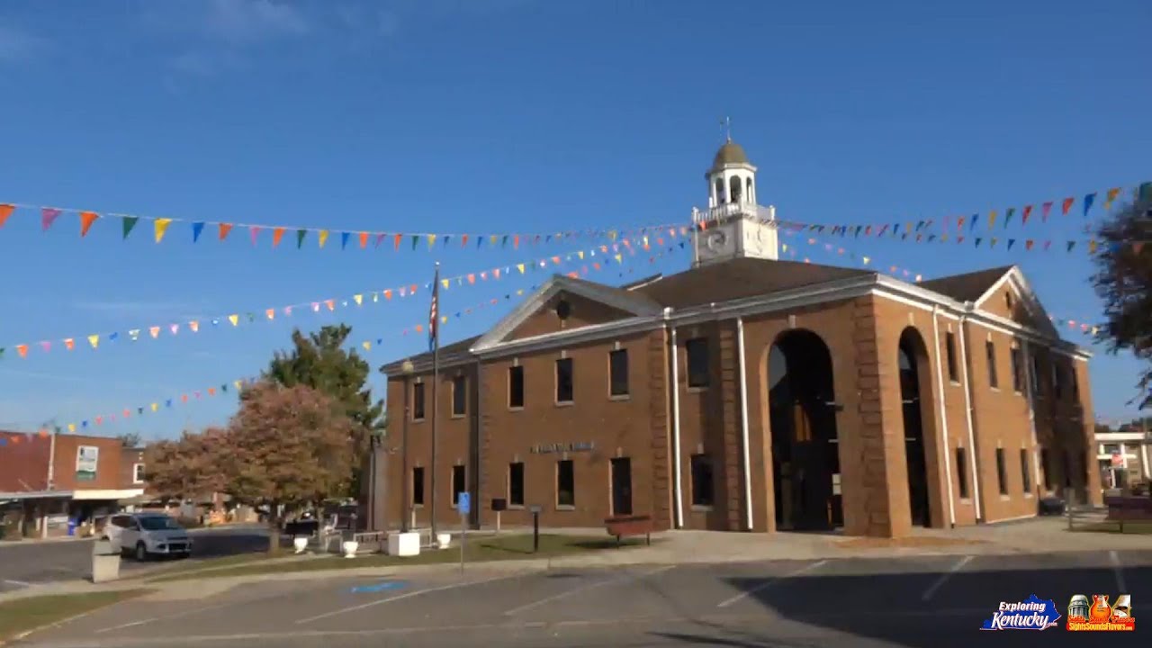 A Walk In Albany Kentucky