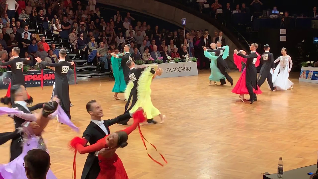 Evgeny Moshenin - Dana Spitsyna, quickstep. GOC 2019, WDSF Grand Slam Standard.