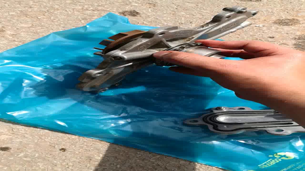 تغيير طرمبة الماء تورس 2010