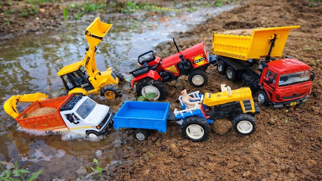 Jcb loading sand truck tractor | Swaraj tipper mahindra truck Accident pulling tractor jcb ?part-2