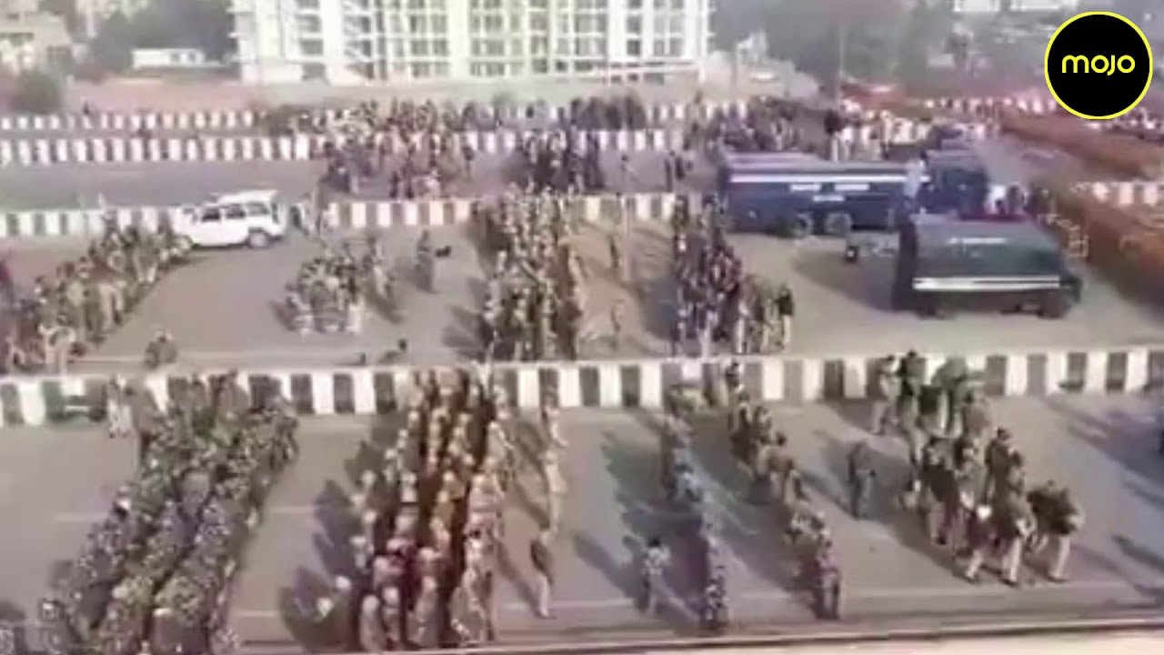 Heavy deployment of Police Forces and Barricades seen at the Ghazipur Border | Farmers Protest
