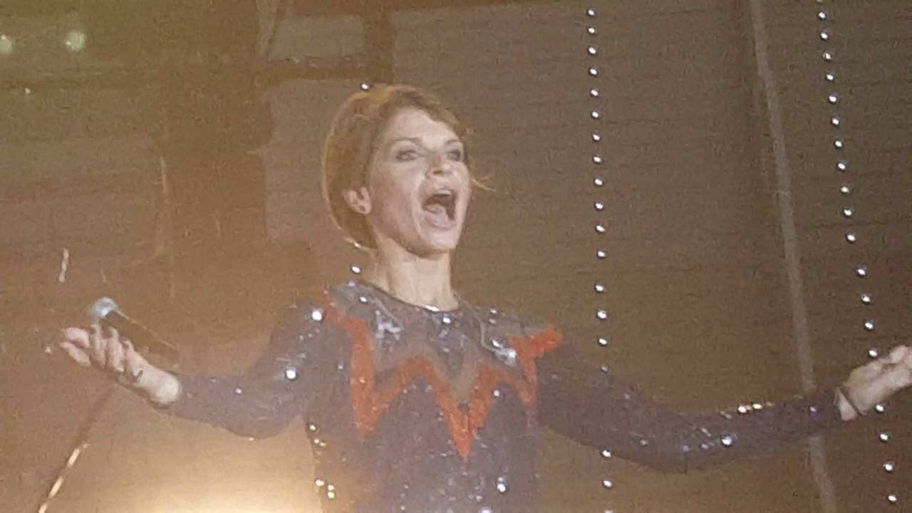 Alessandra Amoroso- Sul Ciglio Senza Far Rumore - Torino 13.10.2016