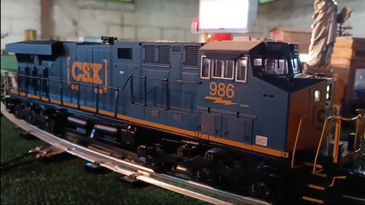 MTH CSX 986 first run on the layout hauling mixed freight.