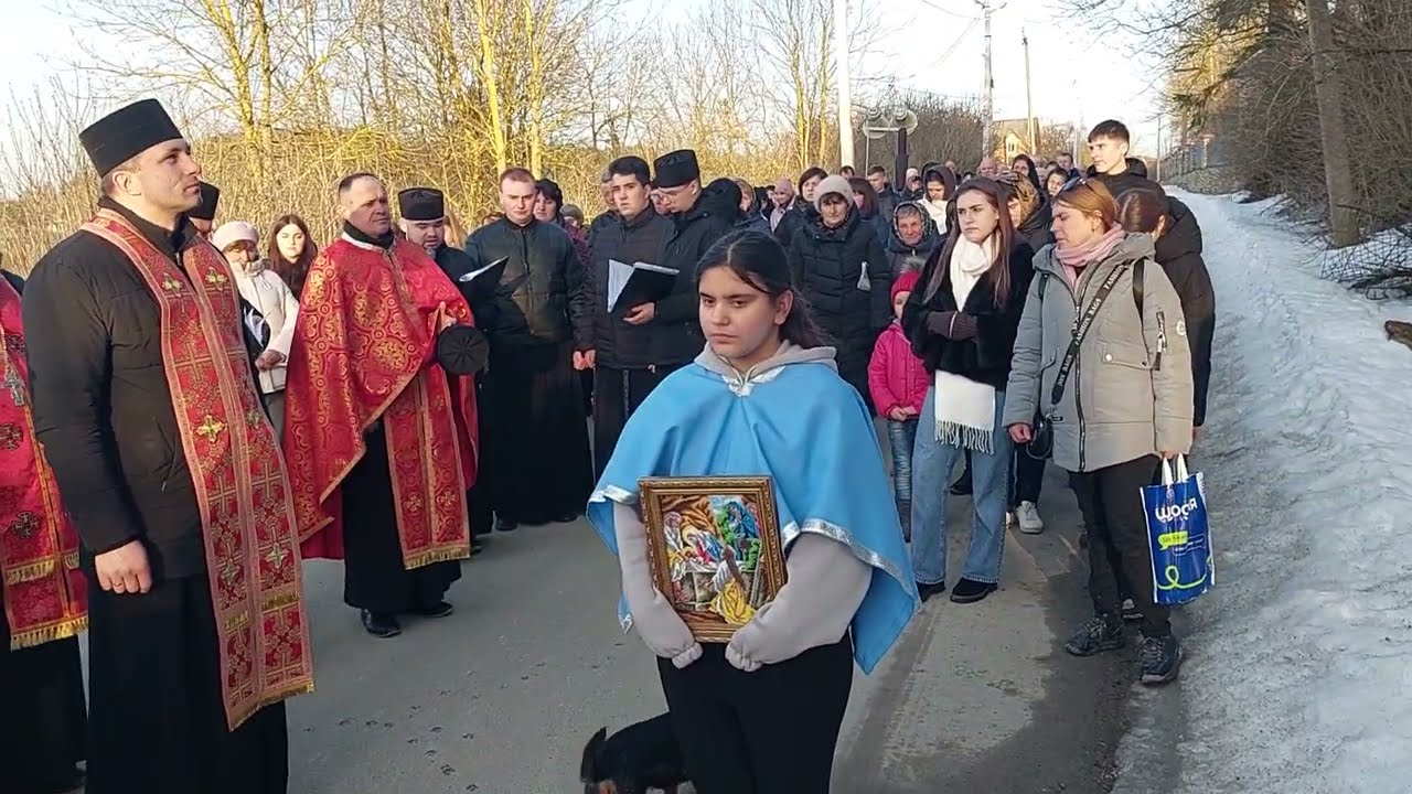 Хресна дорога вулицями с.Ценів 2026 року частина 2