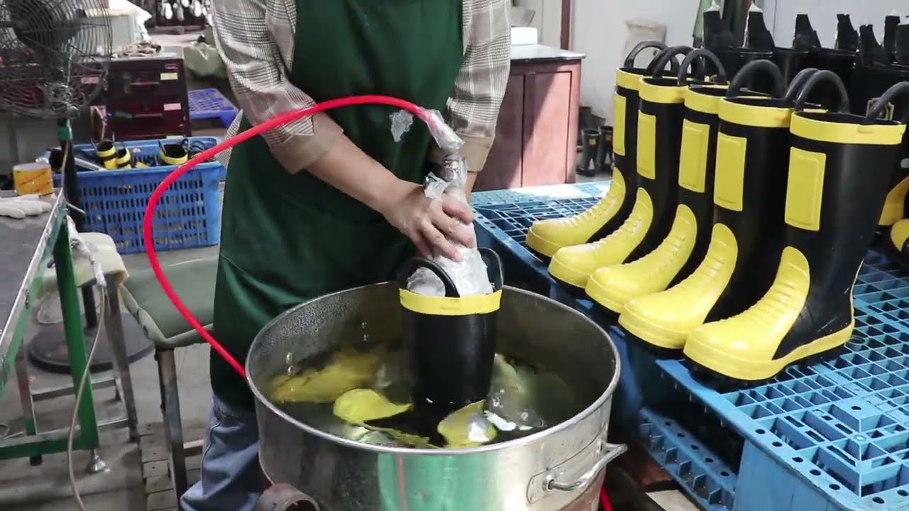 How it's made fire boots?---Jihua 3539 Shoe-Making Co., Ltd