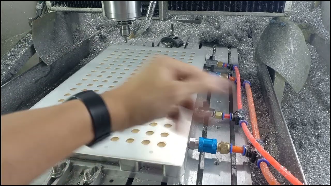 การใช้งานแผ่นสูญญากาศ Vacuum CNC -
