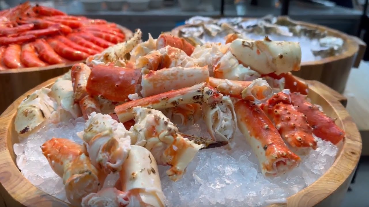 Clove Restaurant @ Swissotel The Stamford Hotel — Singapore | HD