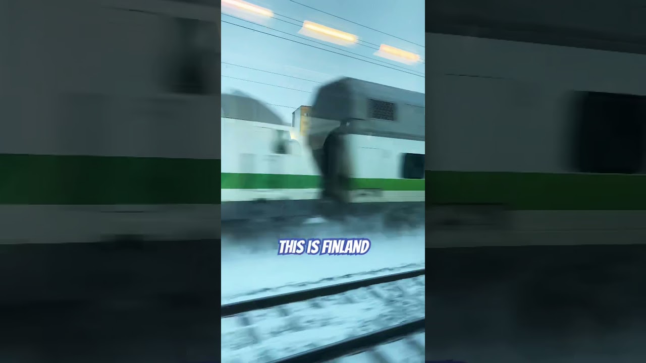 #vr #finnishrailways #Finland #J&auml;rvenp&auml;&auml; #intercitytrain #commutertrain #winter #talvi #juna