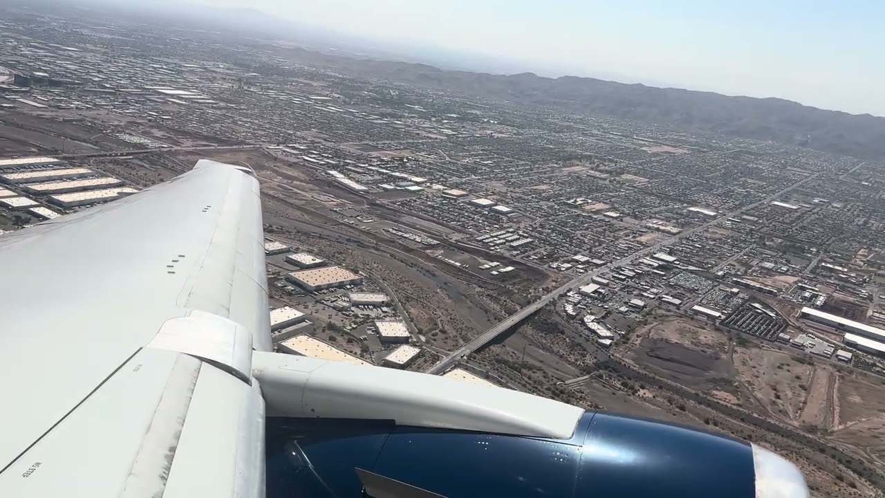 Delta B767-400 | N842MH | Phoenix Takeoff