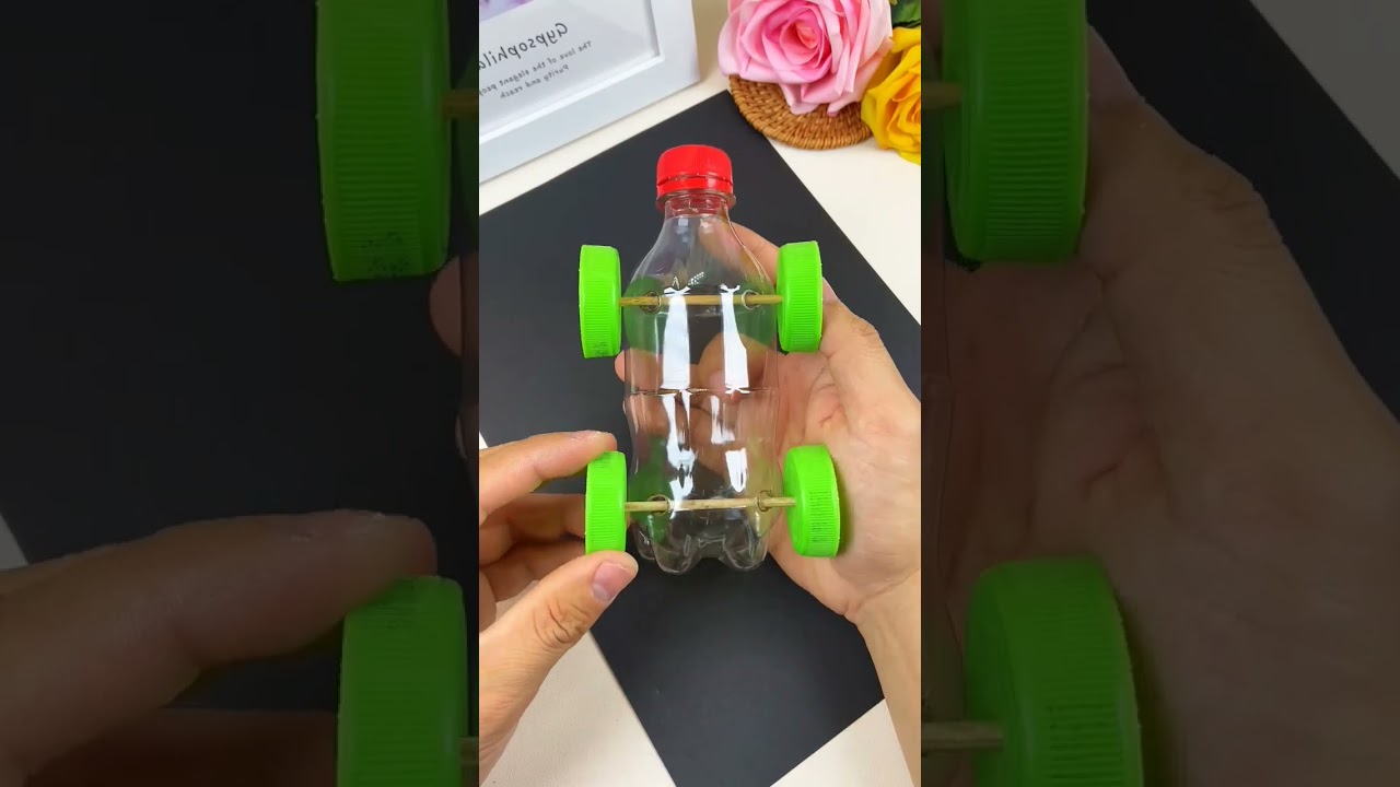 Carrinho de Garrafa Pet #comofazer #brinquedos #diy #fa&ccedil;avoc&ecirc;mesmo #paravoce #shorts #fyp