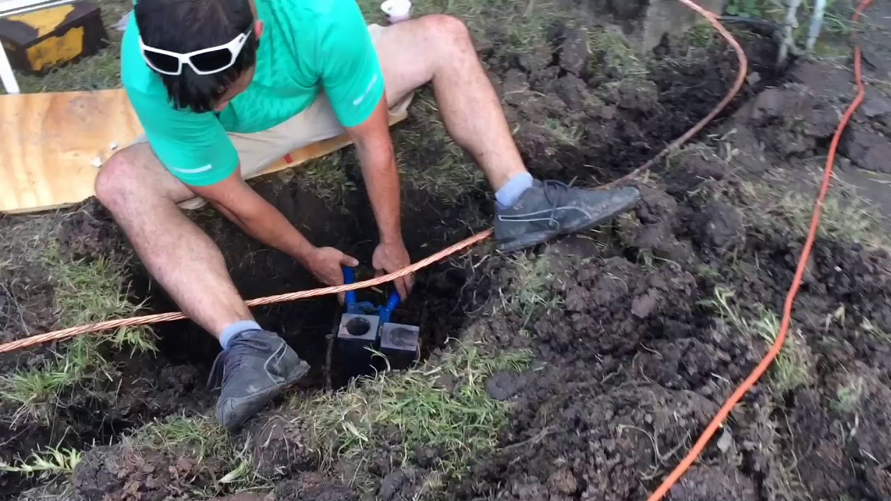 Installing a Ground Grid on a Communication Tower