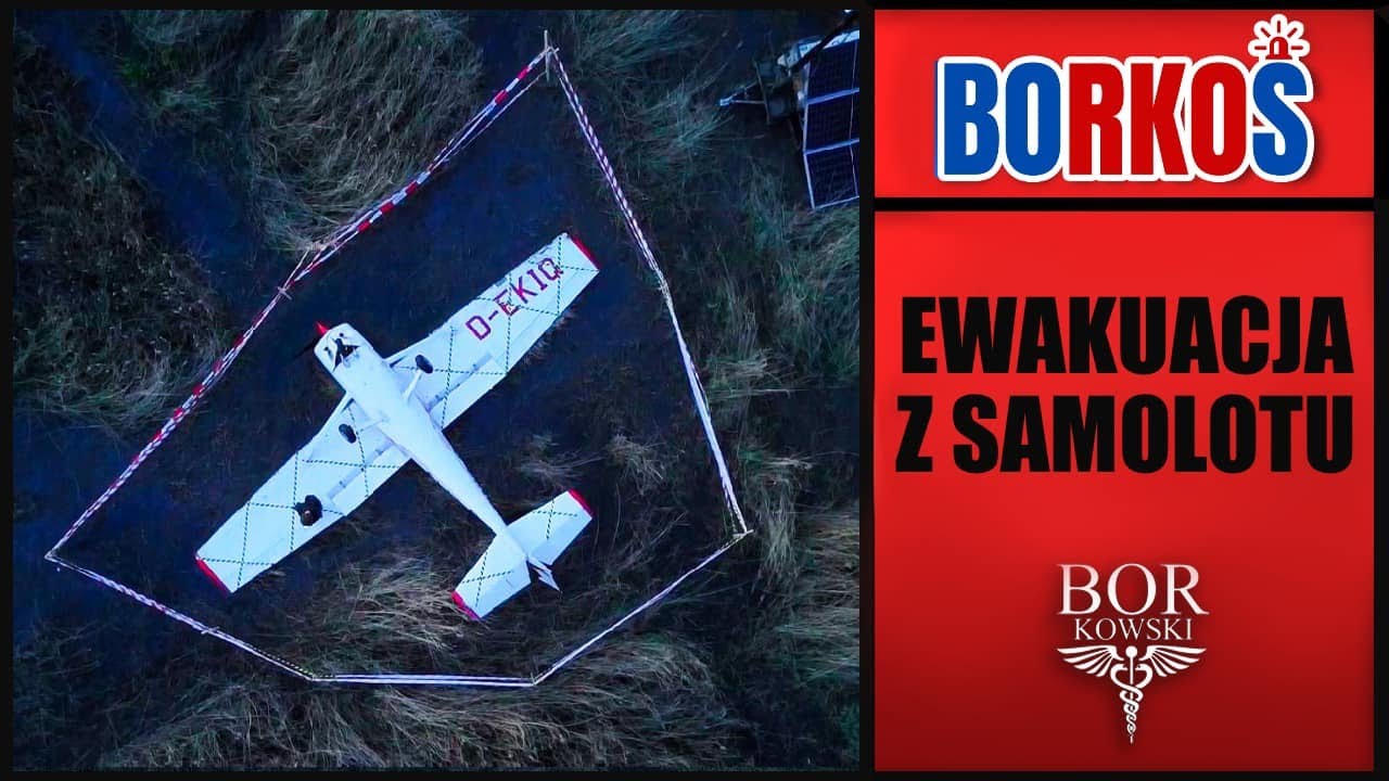 EWAKUACJA Z ROZBITEGO SAMOLOTU
