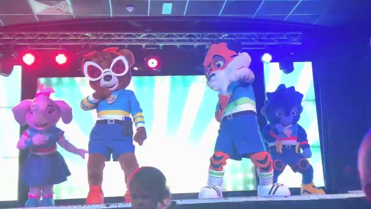 The new seaside squad theme tune Haven Perransands March 2023