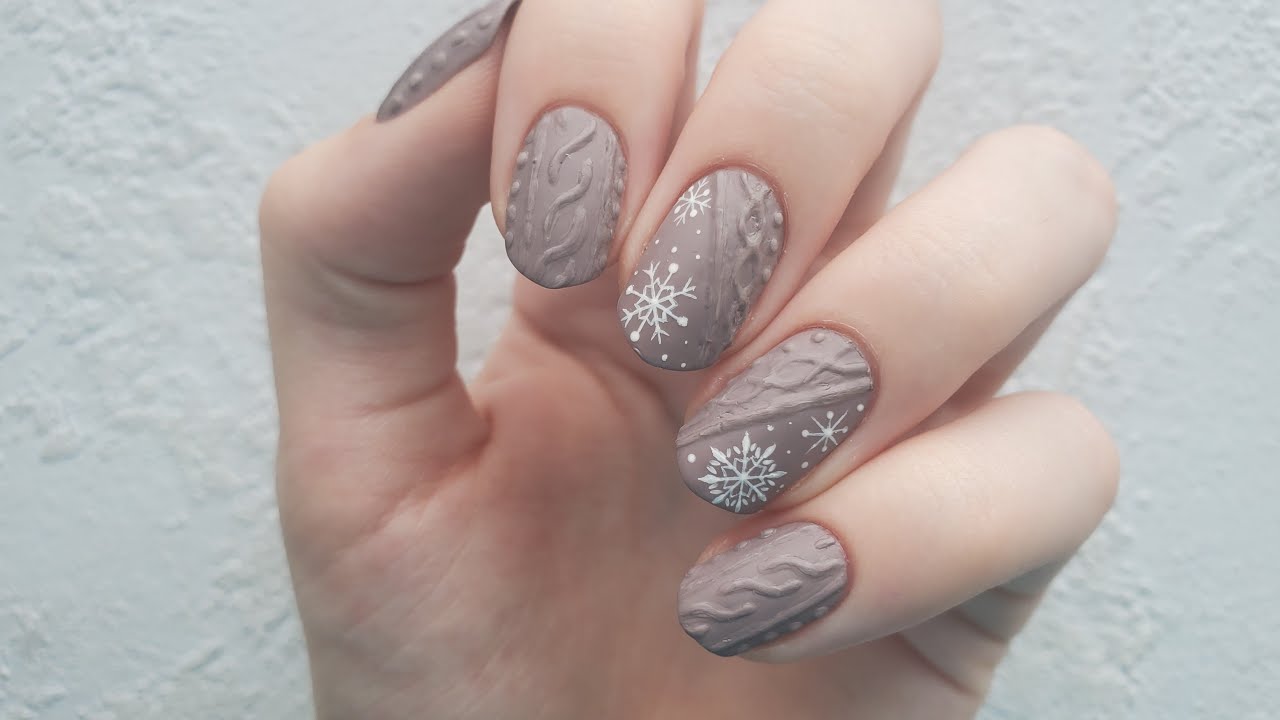 ►Nail art de Noël en relief avec du vernis◄