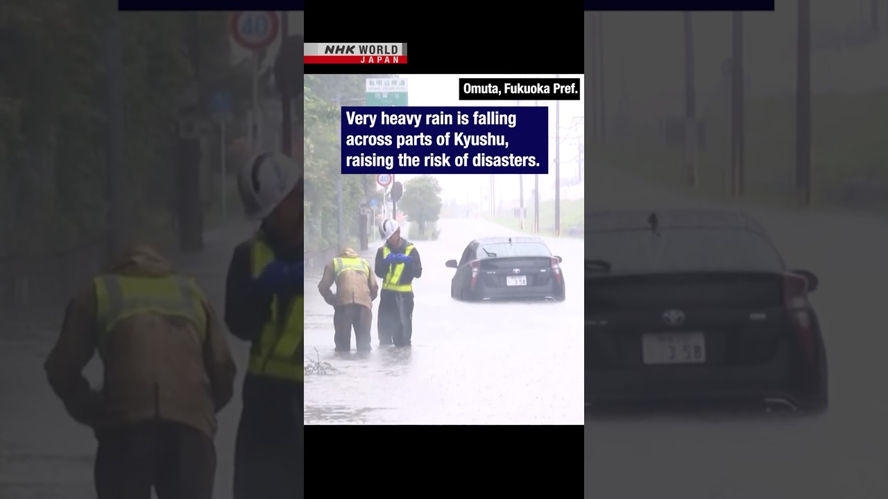 Heavy rain lashes Kyushu, risk of disasters risesーNHK WORLD-JAPAN NEWS