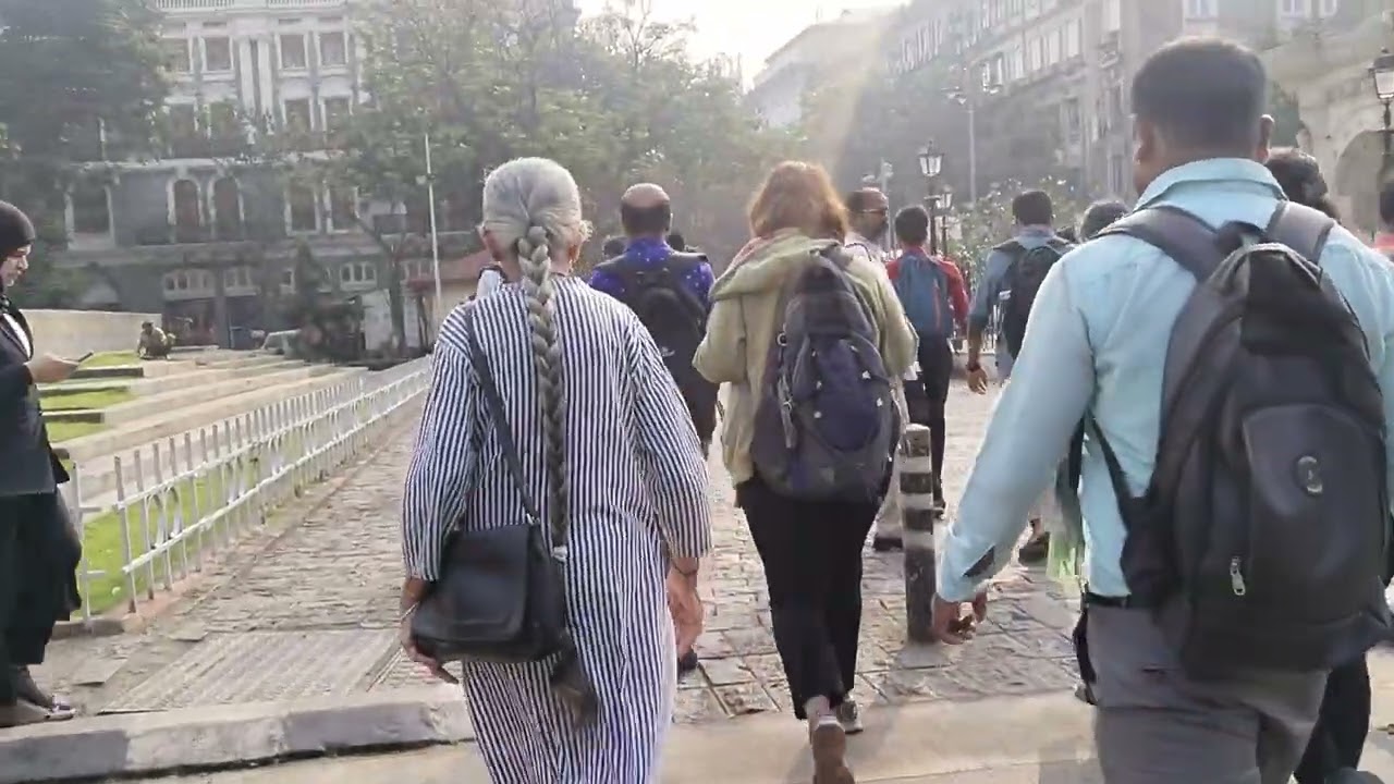 Walk to the  Asiatic Society Library 🏛️ (Mumbai)